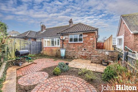 2 bedroom semi-detached bungalow for sale, Tumulus Road, Saltdean