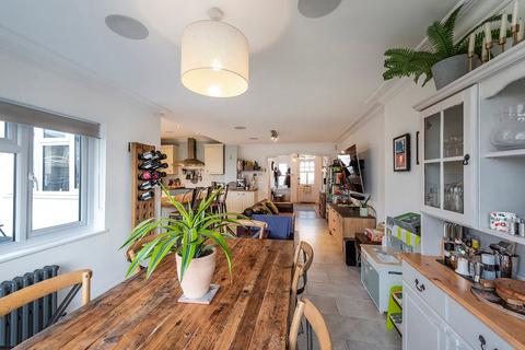 22 Abbey Road, Bexleyheath, DA7 4BD