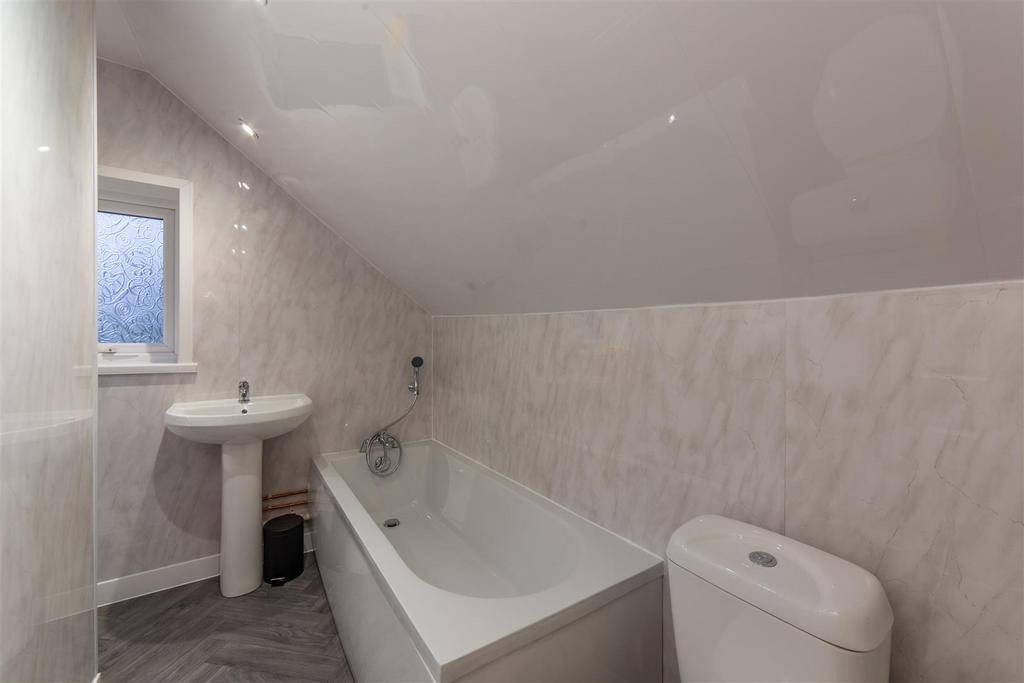 136 Edlogan Way-23.jpg