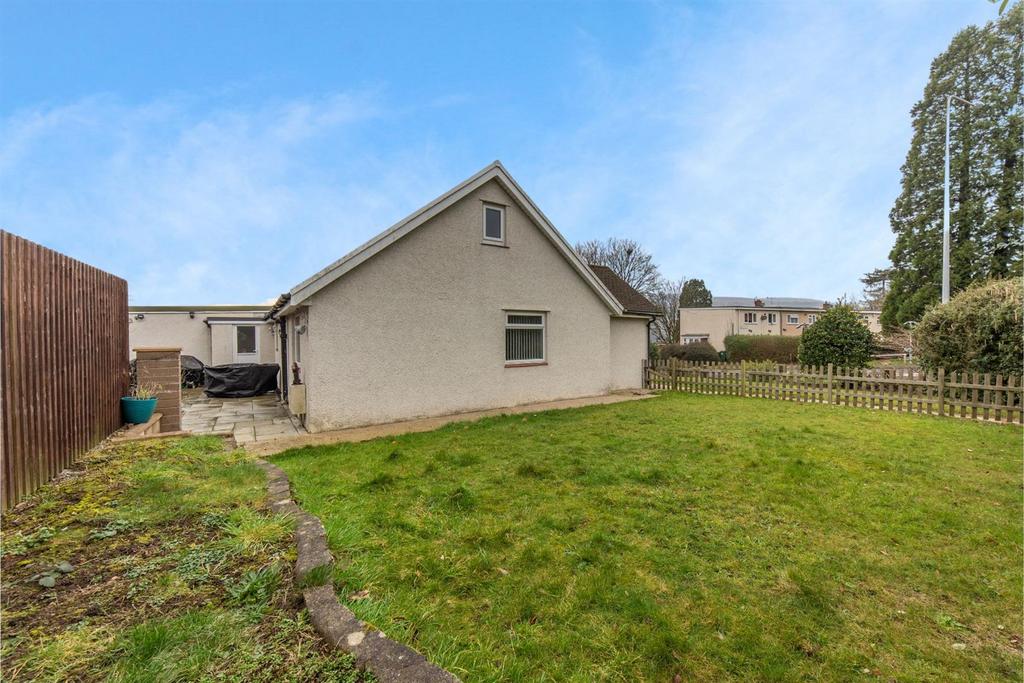 136 Edlogan Way 9.jpg