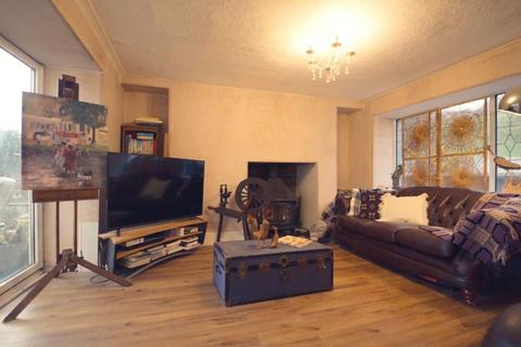 3 bedroom detached house for sale, Swansea Road, Swansea SA8