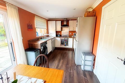 3 bedroom semi-detached house for sale, Mickley Close, Willington Quay