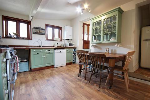 2 bedroom detached house for sale, Eastgate, Hornsea