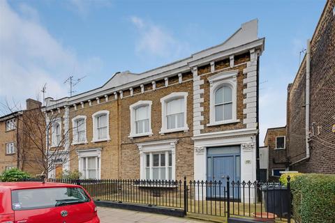 4 bedroom house for sale, Willes Road, London