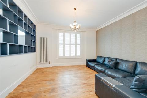 4 bedroom house for sale, Willes Road, London