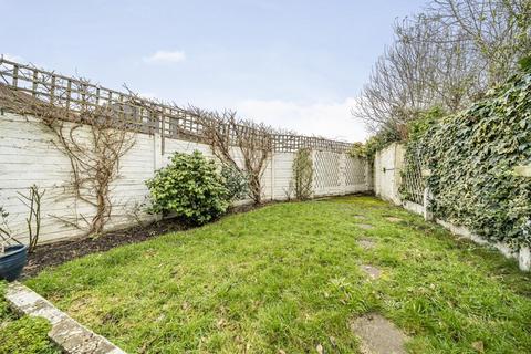80 Greenway, Chislehurst, BR7 6JF