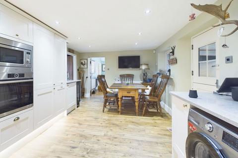 Manor Cottage Moss Lane, Burscough, Ormskirk, L40 4AS