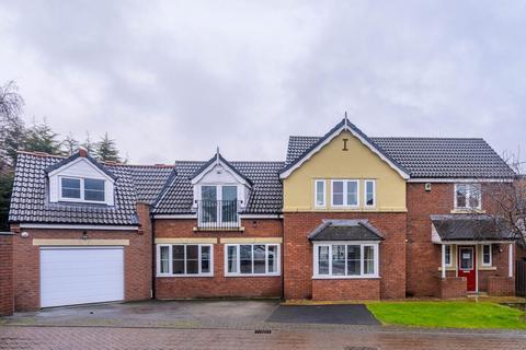 5 bedroom detached house for sale, Chestnut View, Morley