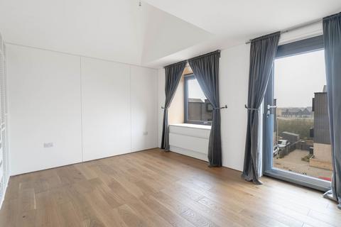 4 bedroom semi-detached house for sale, Lockhart Way, Northstowe, CB24