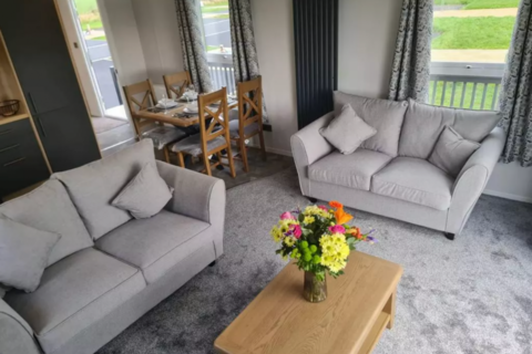 2 bedroom lodge for sale, Blackford Cumbria