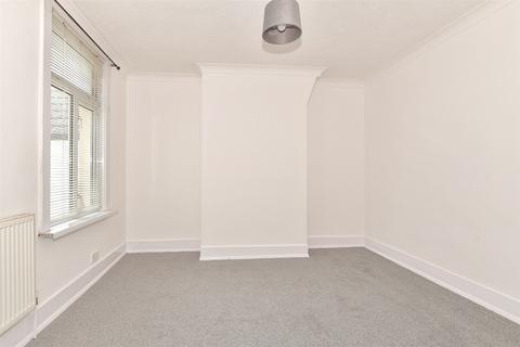39 Weston Road, Rochester, ME2 3HA