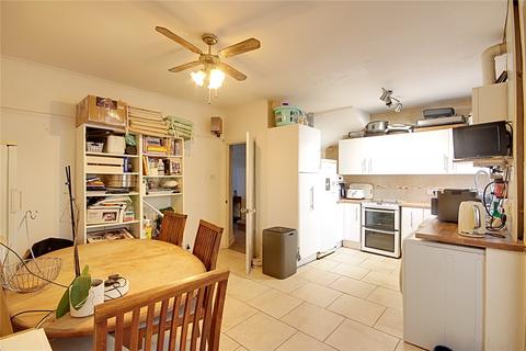 31 Woodgrange Terrace, Enfield, EN1 1JE