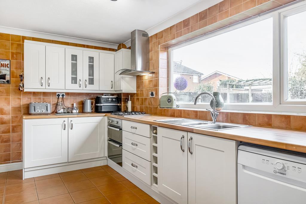 51 Mountbatten Avenue (Pinchbeck)-22.jpg