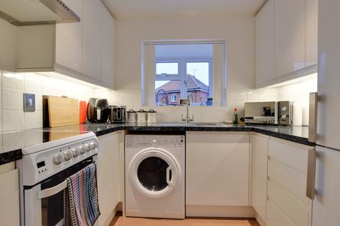 1 bedroom terraced bungalow for sale, Embassy Court, High Street, Maldon