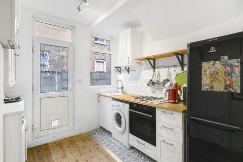 Studio for sale, Harborough Road, London, SW16