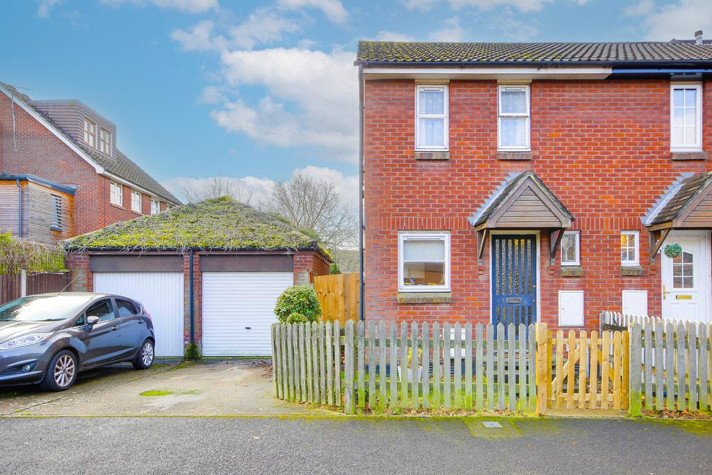Lavender Rd Lavender Road, Rotherhithe SE16 2 bed terraced house - £550,000