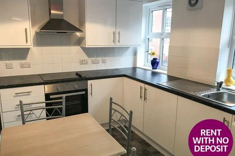 2 bedroom flat to rent, Blanchard Street, Hulme, Manchester, M15