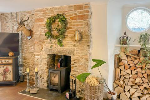 20 North Street, Lostwithiel, PL22 0EF