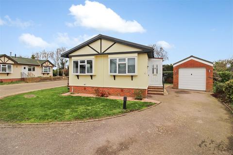 2 bedroom park home for sale, Keat Farm Close, Herne Bay