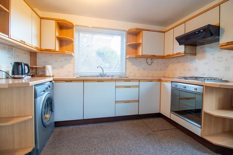 65 Dyche Road, Sheffield, S8 8DR