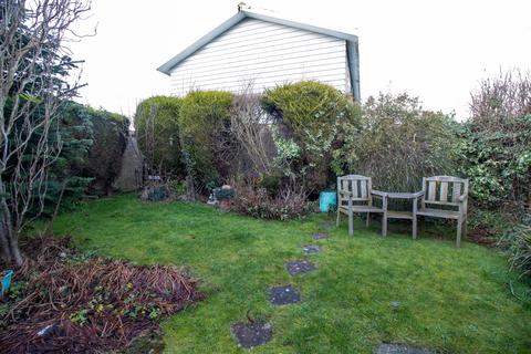 65 Dyche Road, Sheffield, S8 8DR