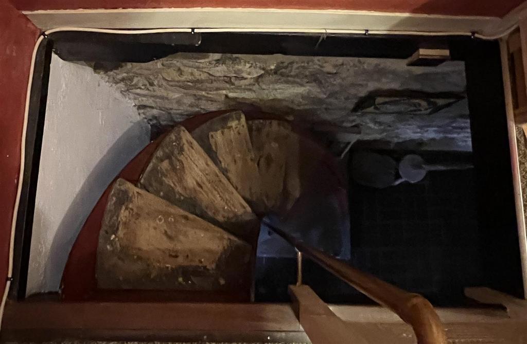 Stairs & Landing