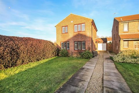 3 bedroom detached house for sale, Brafferton Close, Woodham