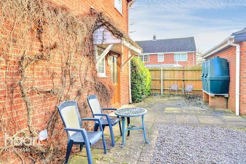 undefined, Fakenham Road, Beetley