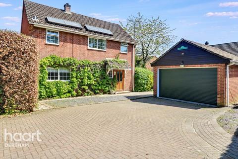 undefined, Fakenham Road, Beetley