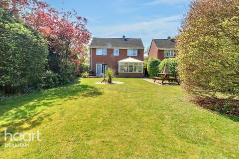 undefined, Fakenham Road, Beetley