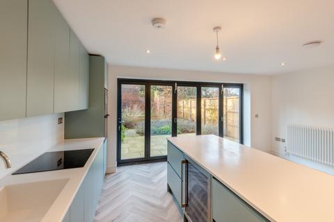 4 bedroom townhouse for sale, Kinsman Mews, Hertfordshire SG13