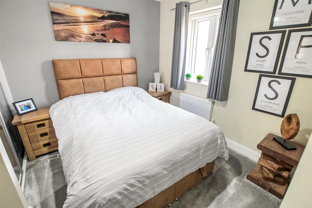 Bedroom One (1).jpg