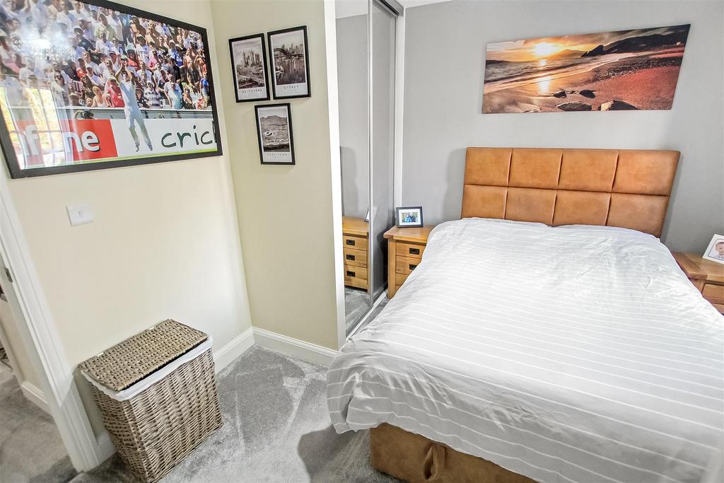 Bedroom One (2).jpg