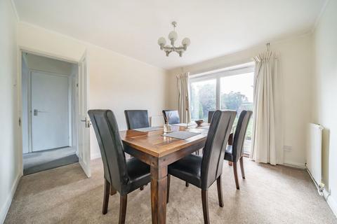 122 Avalon Road, Orpington, BR6 9BB