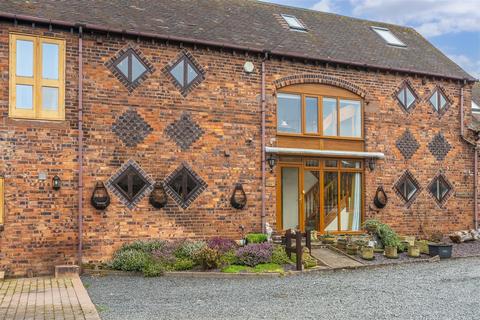 3 bedroom barn conversion for sale, Woodhill Road, Bridgnorth WV16