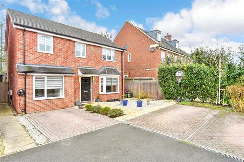 4 bedroom detached house for sale, Moat Lane, Lower Upnor, Rochester, Kent