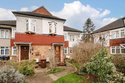4a Brockham Close, London, SW19 7EQ