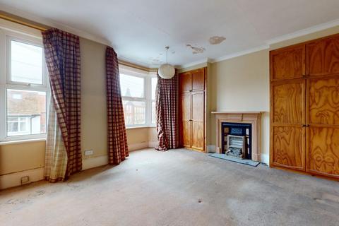 61 Pascoe Road, London, SE13 5JE