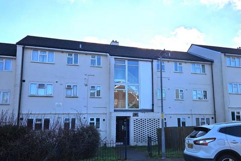 2 bedroom flat for sale, 29 Wayside, Potters Bar, EN6 5NE