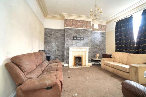 3 bedroom end of terrace house for sale, 258 Ainsworth Road, Radcliffe, Manchester, M26 4EY