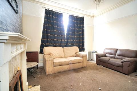 3 bedroom end of terrace house for sale, 258 Ainsworth Road, Radcliffe, Manchester, M26 4EY