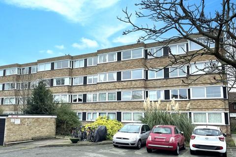 2 bedroom maisonette for sale, 130 Queenswood Gardens, Leytonstone, E11 3SG