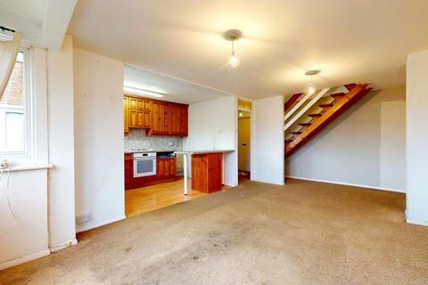 2 bedroom maisonette for sale, 130 Queenswood Gardens, Leytonstone, E11 3SG