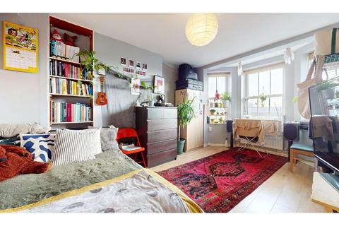 3 bedroom maisonette for sale, Flat 96 Penshurst, Queens Crescent, Kentish Town, NW5 3QJ