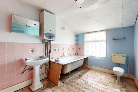 16 Inverness Road, Southall, UB2 5QG