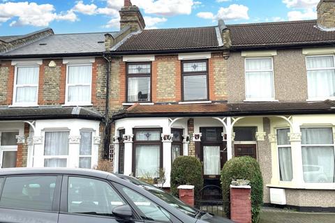 2 bedroom terraced house for sale, 30 Farnham Road, Ilford, IG3 8QD