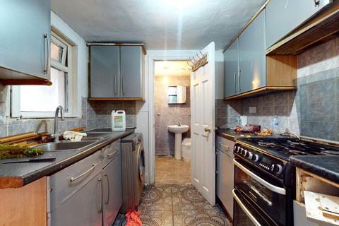 3 bedroom terraced house for sale, 41 Stamford Road, East Ham, E6 1LP