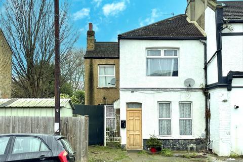 2 bedroom flat for sale, 18 Malyons Road, Ladywell, SE13 7XG