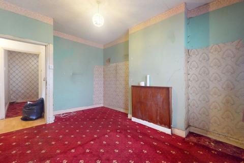 2 bedroom flat for sale, 18 Malyons Road, Ladywell, SE13 7XG