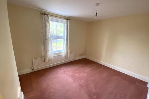 3 bedroom terraced house for sale, 14 Washpool, Swindon, SN5 3PN